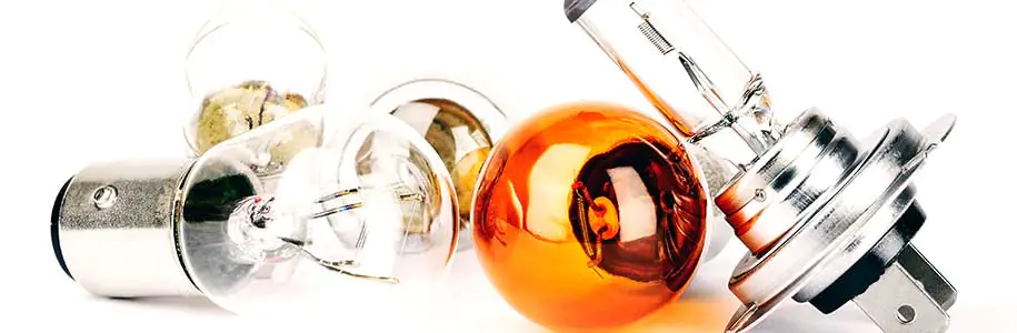 Lamps with bayonet bases